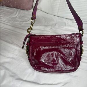 SOLD SOLD SOLD ❌❌❌
Coach Burgundy Leather Shoulder Bag
